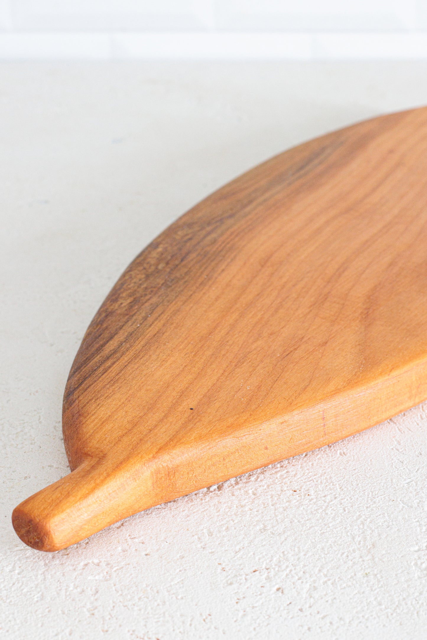 Tagliere a foglia in legno di ciliegio - Soffio