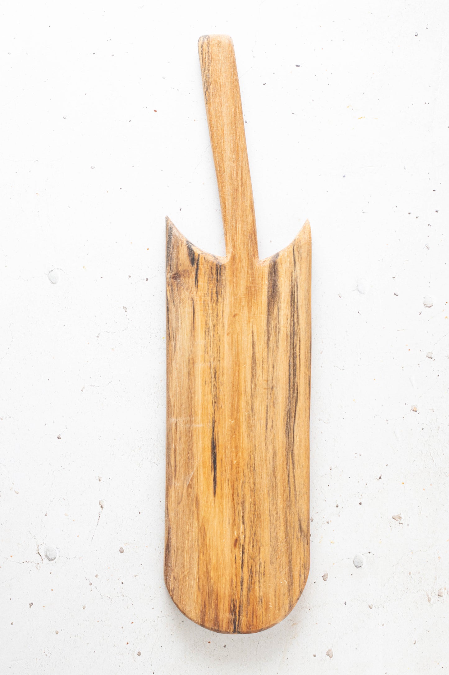 Tagliere in legno di noce Atena