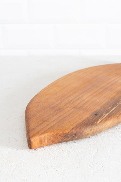 Tagliere a foglia in legno di ciliegio - Fruscio