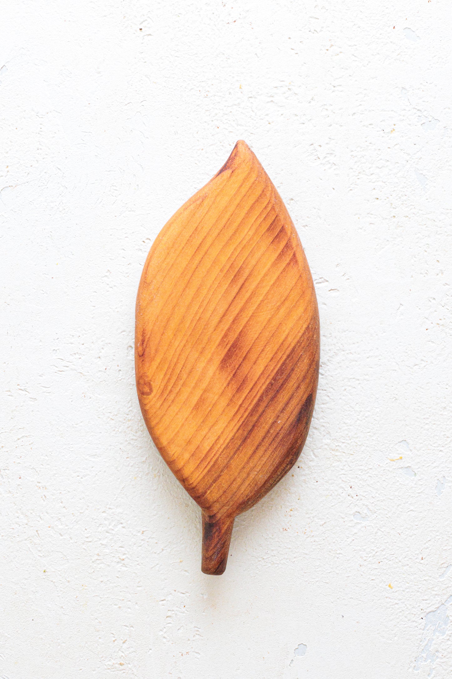 Tagliere a foglia in legno di ciliegio - Lieve